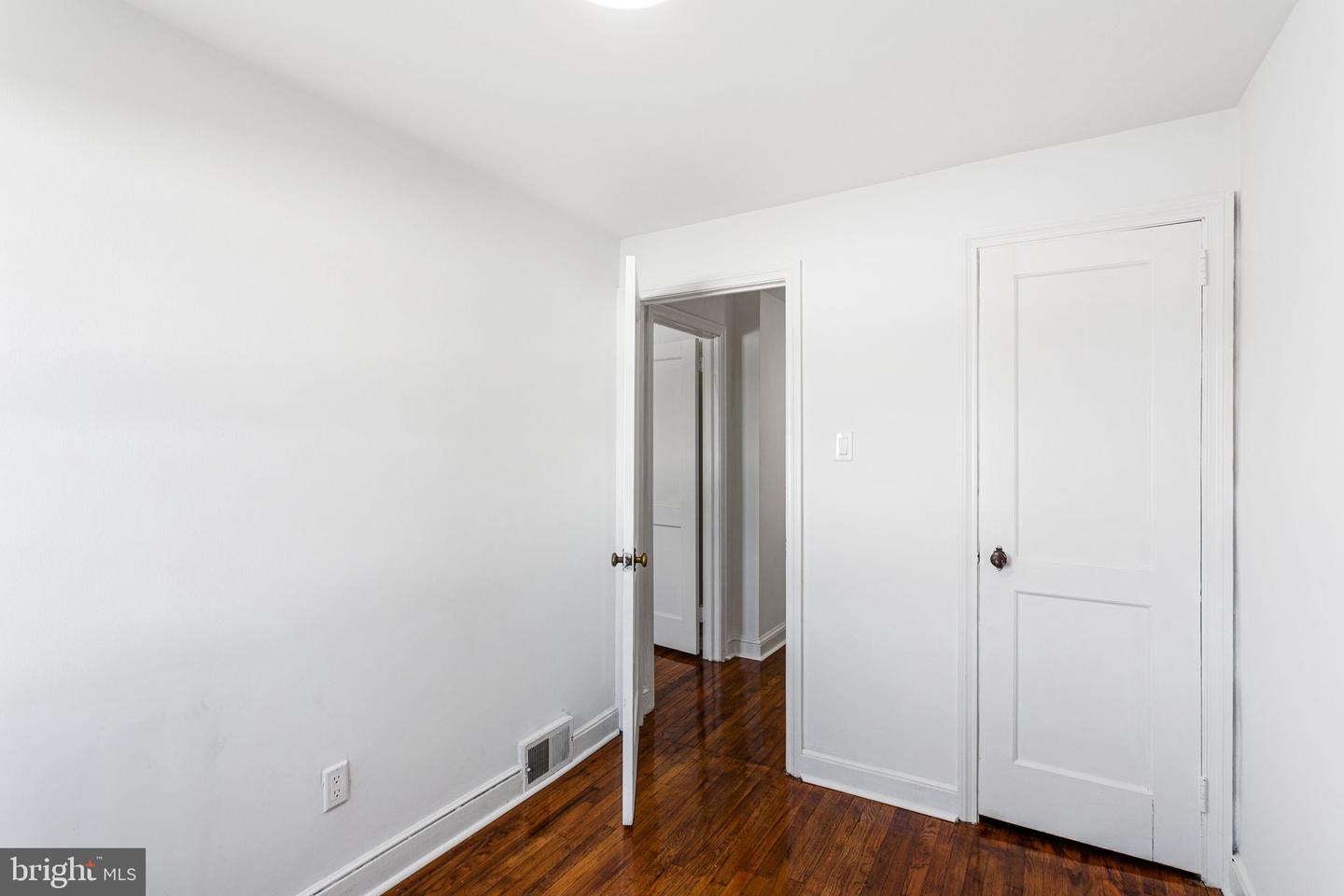 7545 Overbrook Ave Property Photo 17