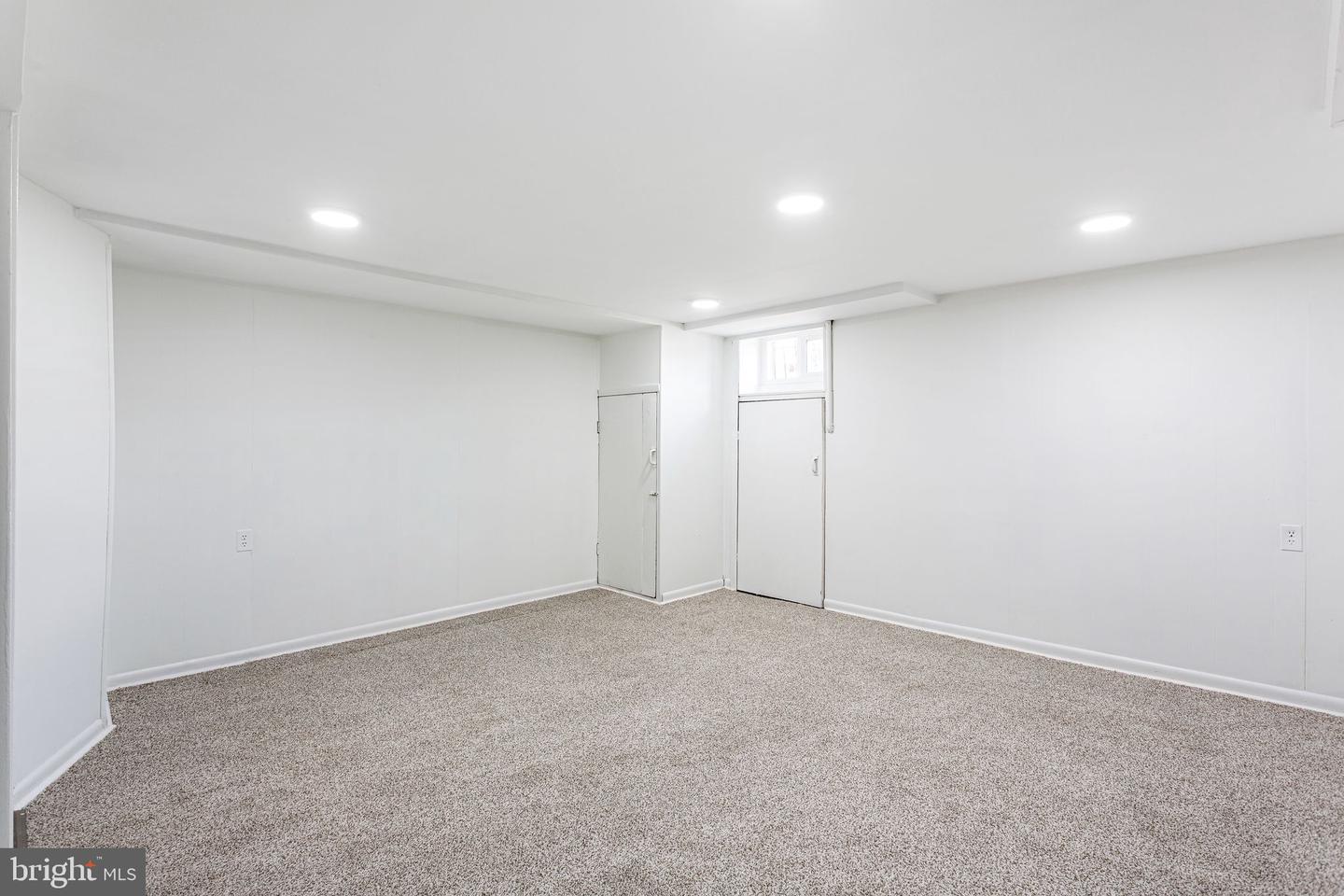 7545 Overbrook Ave Property Photo 21