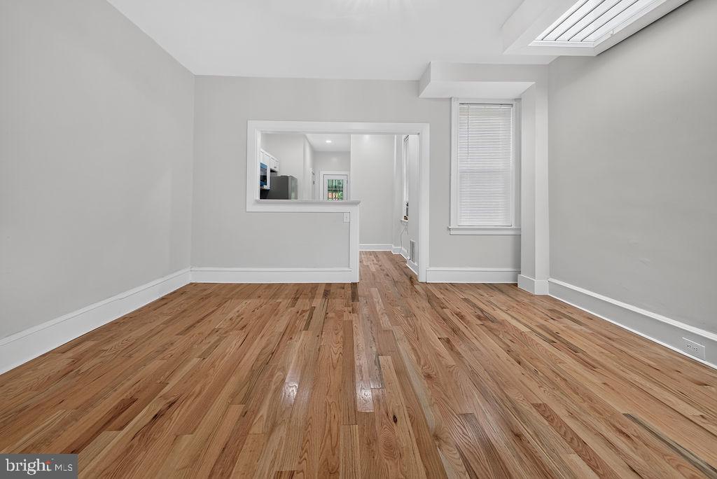 5032 Ludlow St Property Photo 11