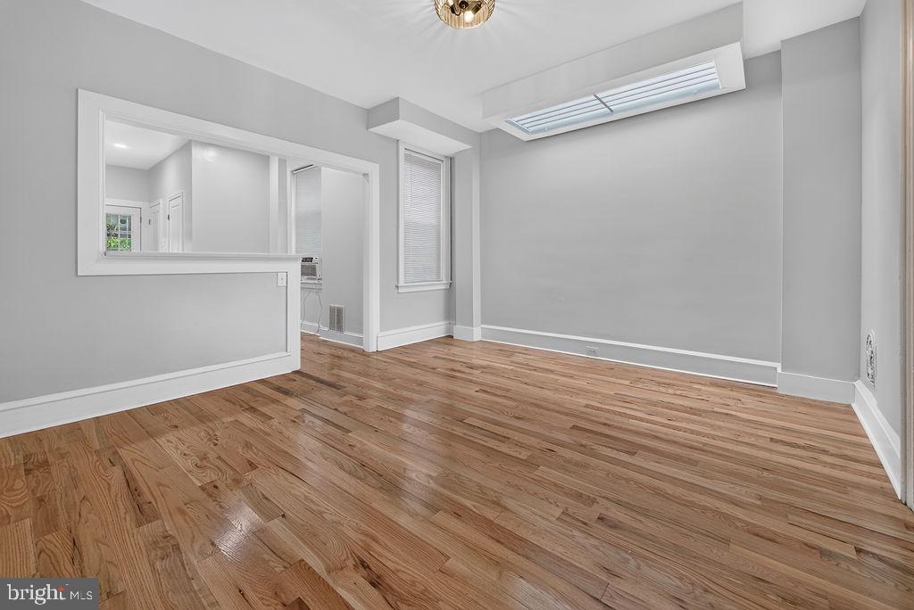 5032 Ludlow St Property Photo 25