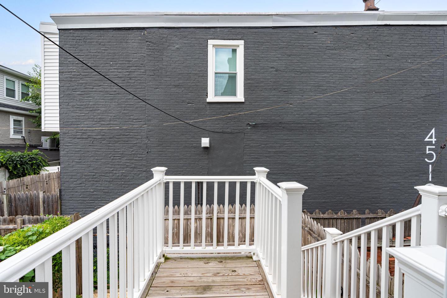 168 Green Ln #unit 2 Property Photo 13