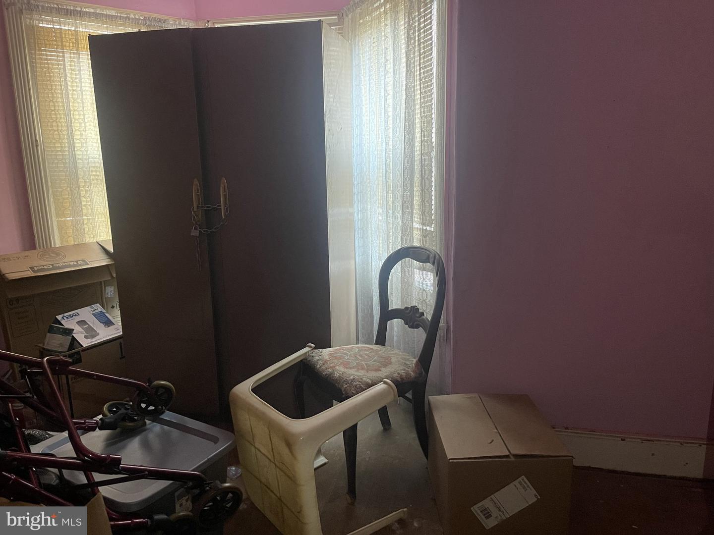1526 Harrison St Property Photo 3