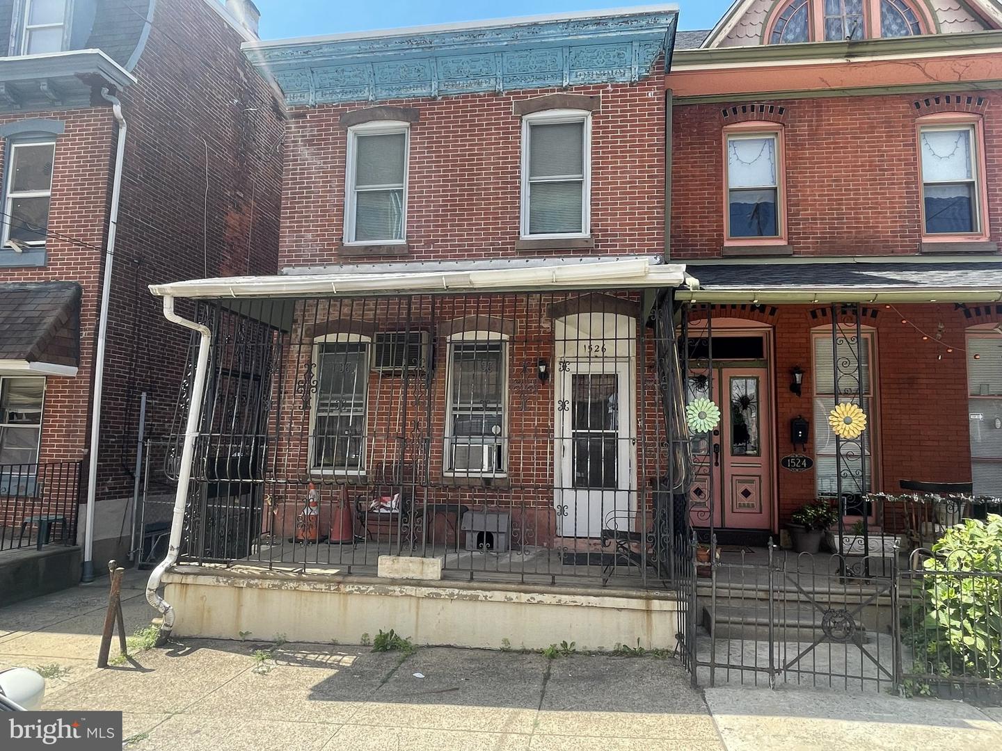1526 Harrison St Property Photo 16
