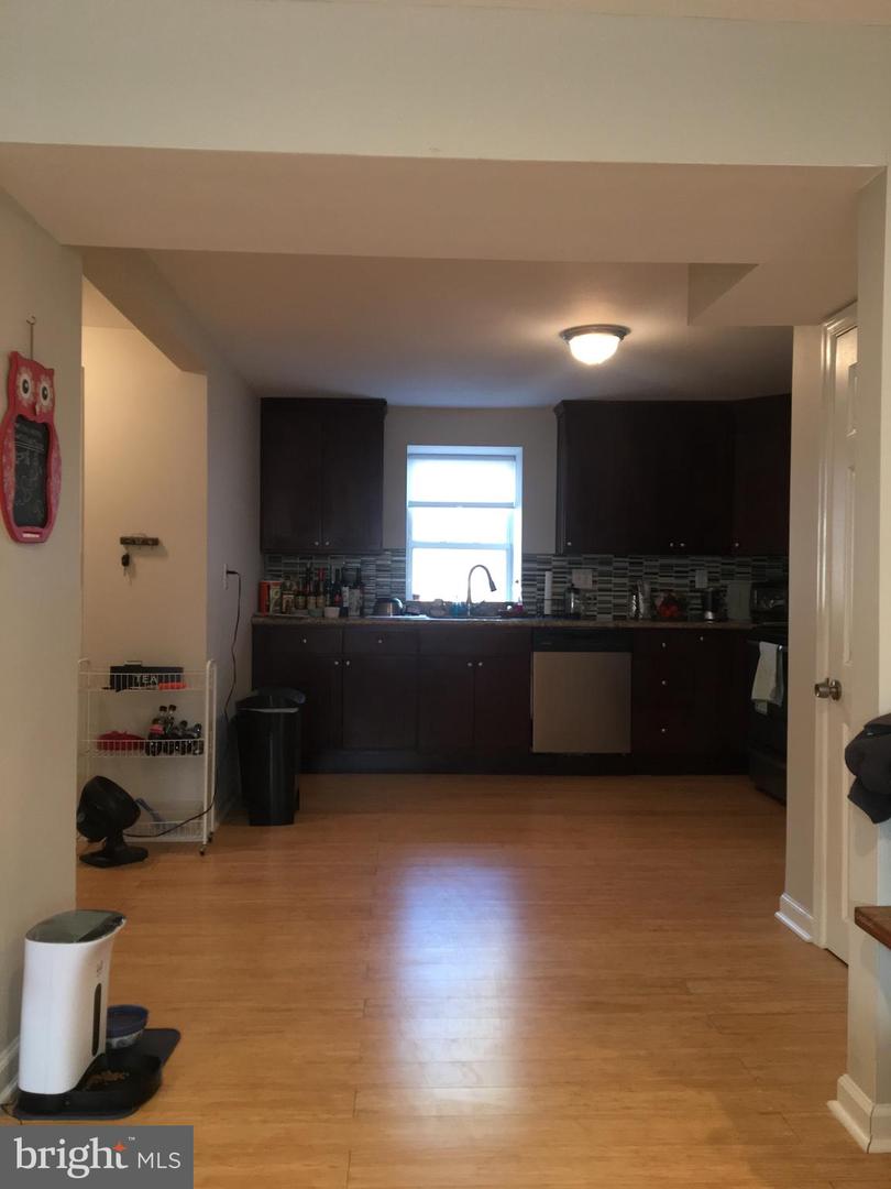 4203 Main St Property Photo 14