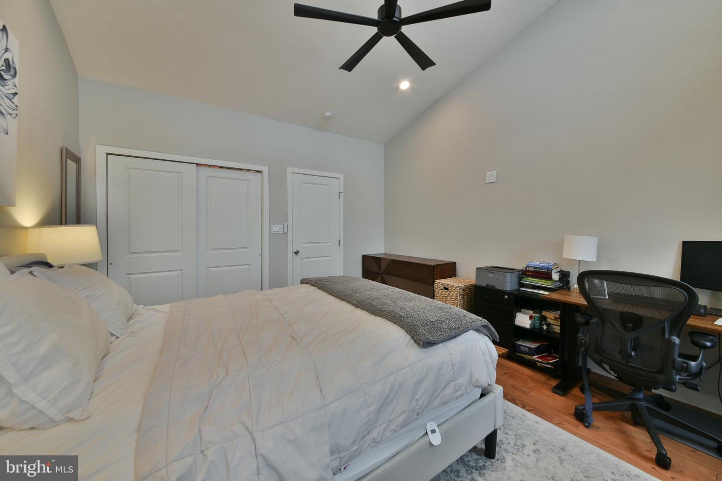 1417 S Chadwick St Property Photo 16