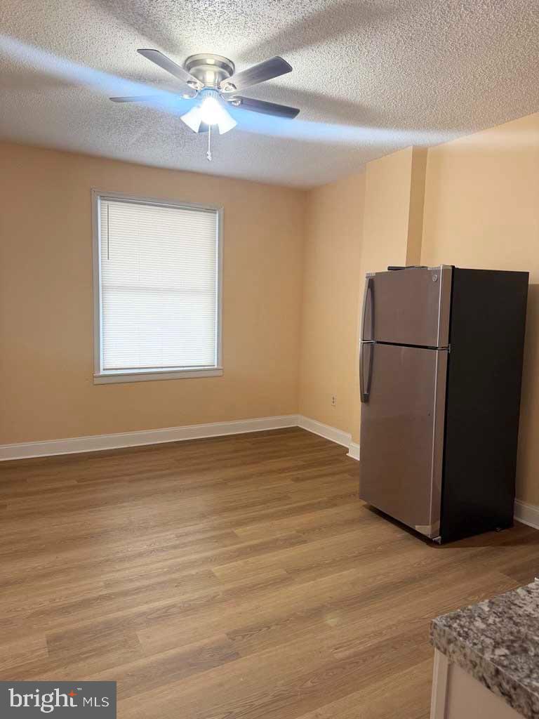 4966 W Thompson St Property Photo 6