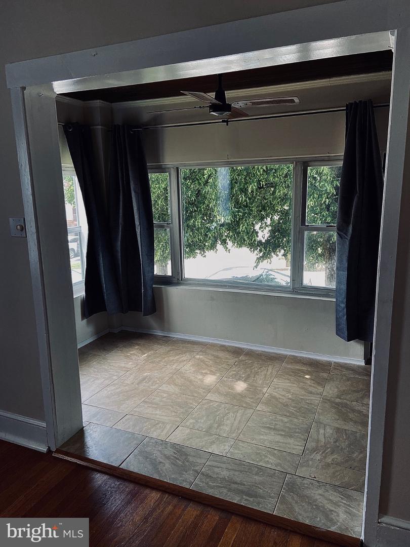 4617 Silverwood St Property Photo 6
