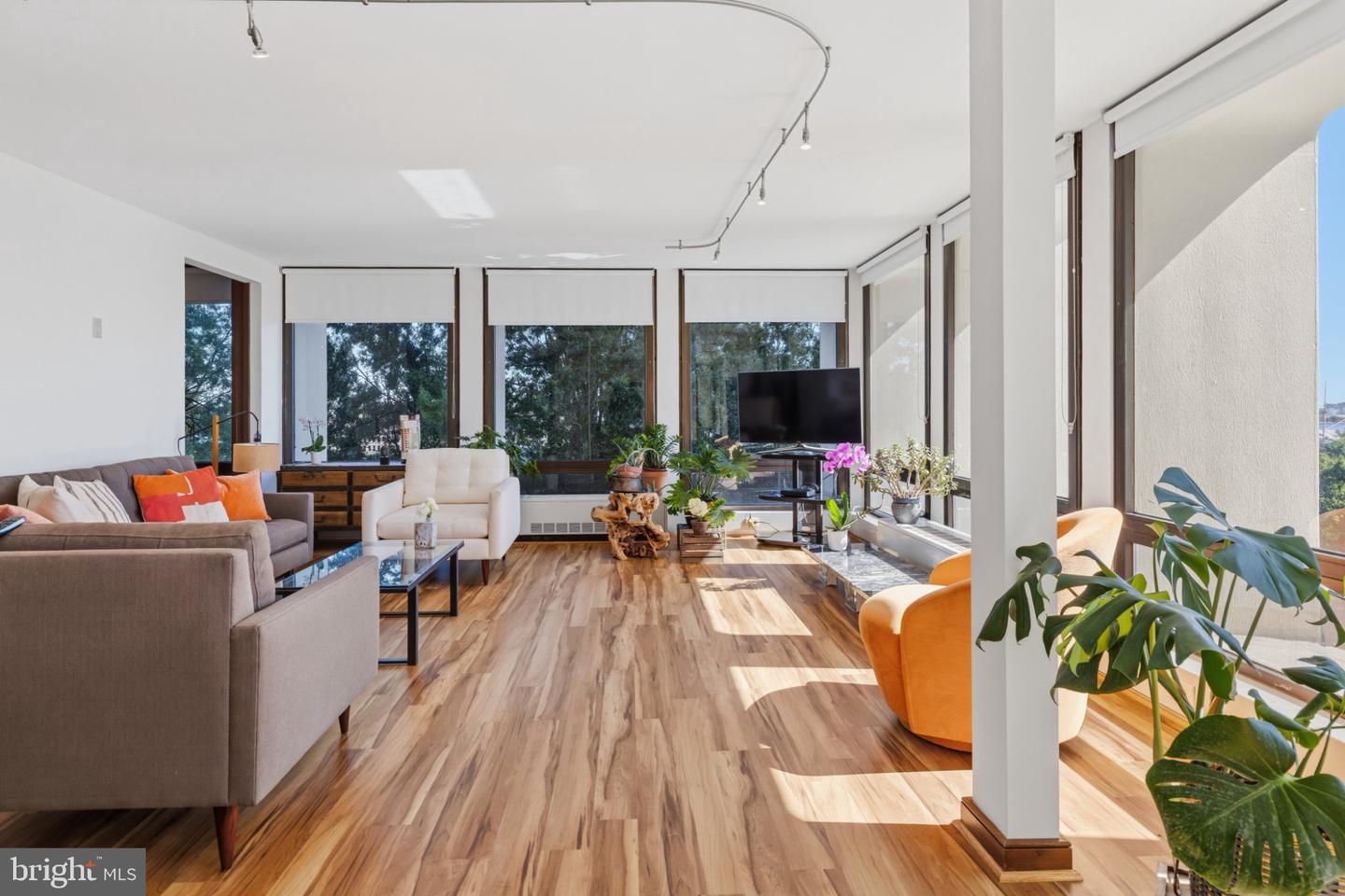 200 Locust St #5g&h Property Photo 13