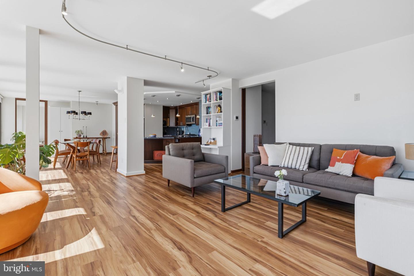 200 Locust St #5g&h Property Photo 17