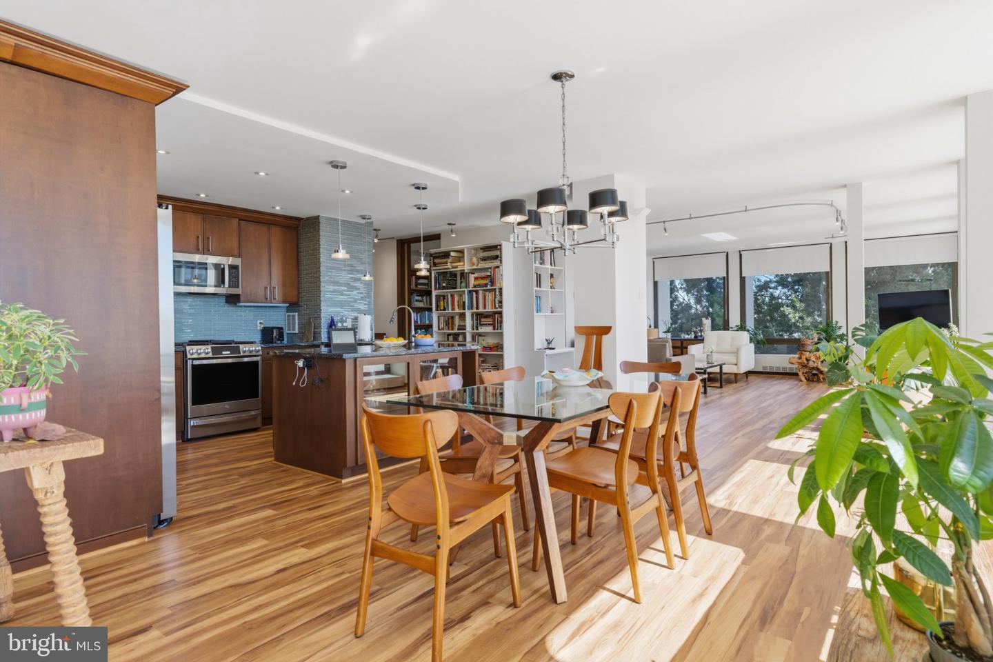 200 Locust St #5g&h Property Photo 19