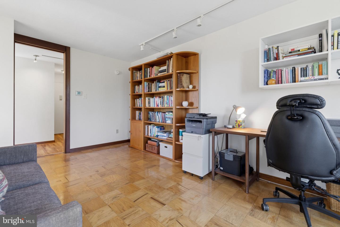 200 Locust St #5g&h Property Photo 31