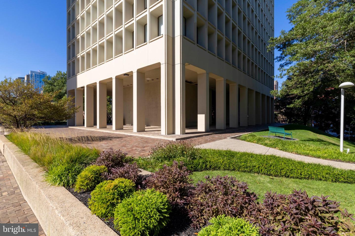 200 Locust St #5g&h Property Photo 41