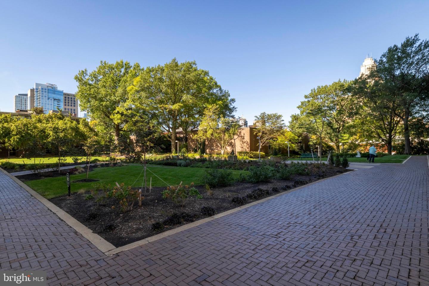 200 Locust St #5g&h Property Photo 43