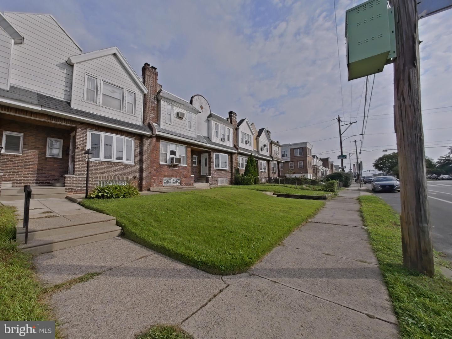 7411 Elmwood Ave Property Photo 3