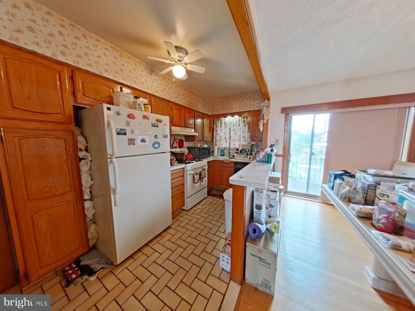 7411 Elmwood Ave Property Photo 13