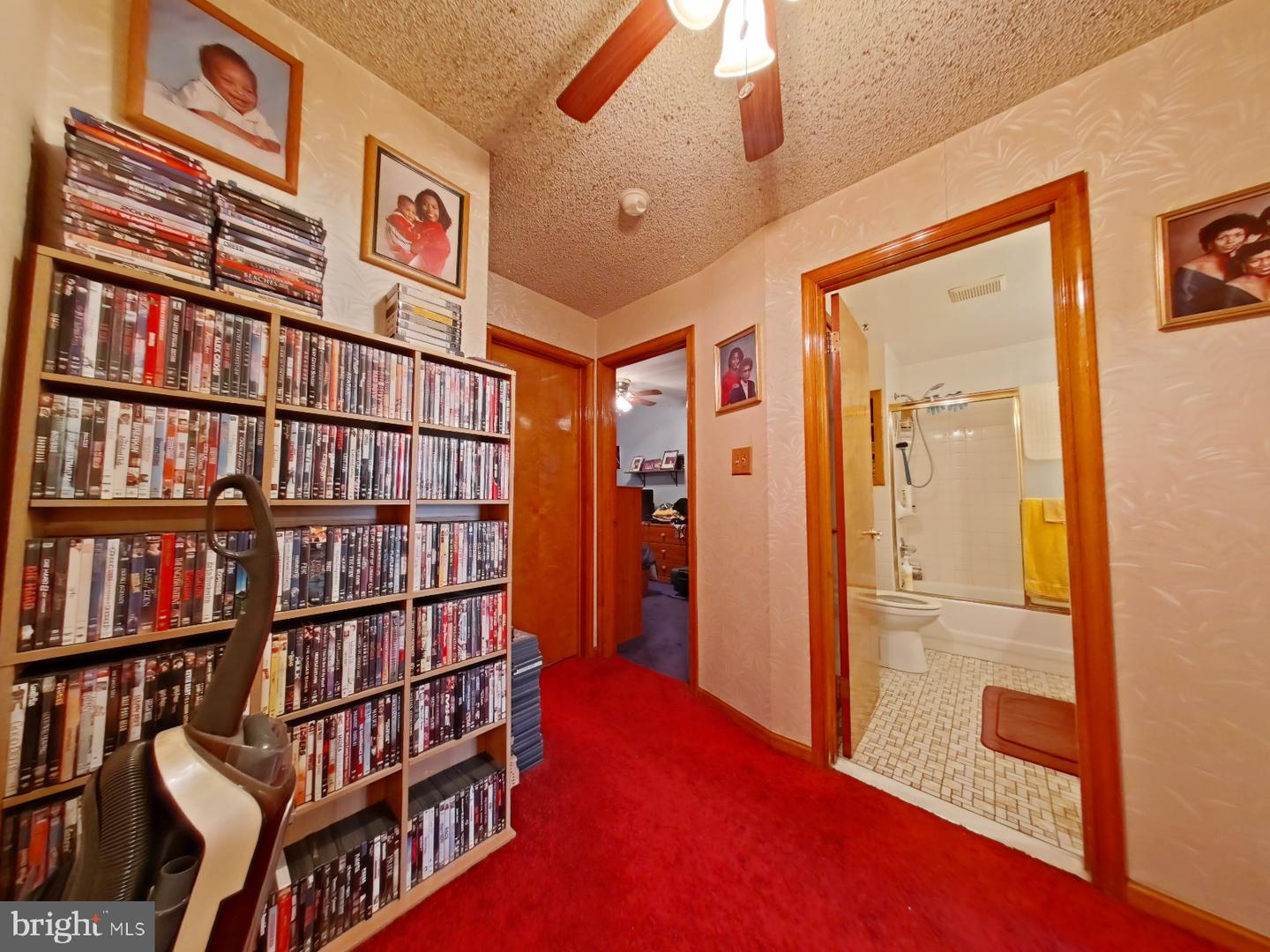 7411 Elmwood Ave Property Photo 20