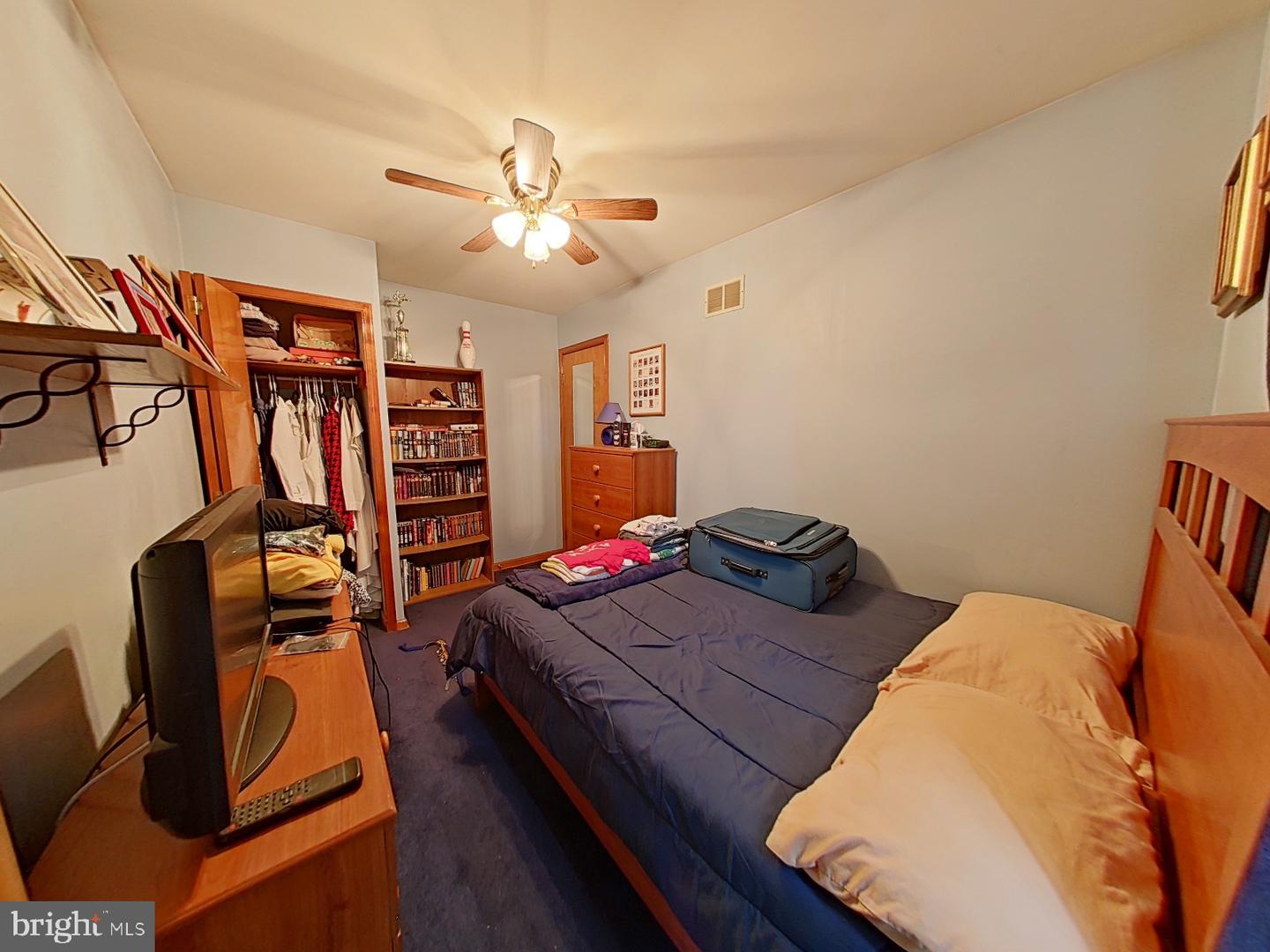 7411 Elmwood Ave Property Photo 26