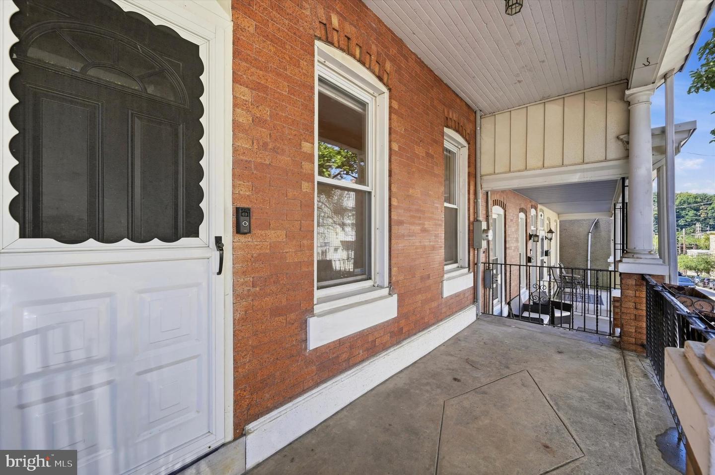135 Hermit St Property Photo 3