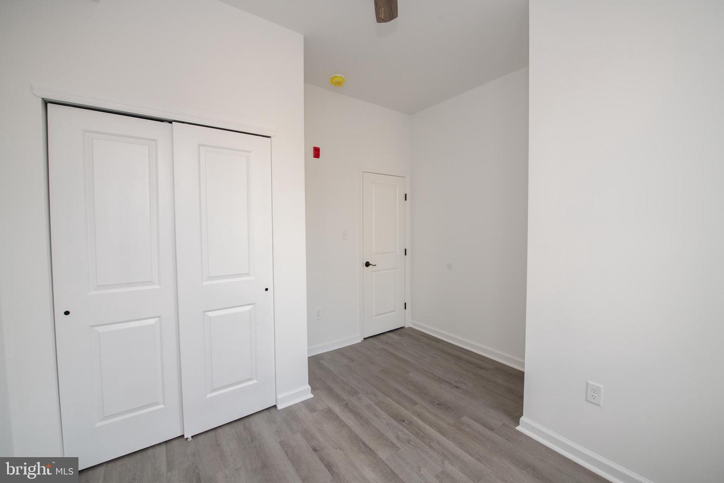 4205 W Girard Ave Property Photo 19