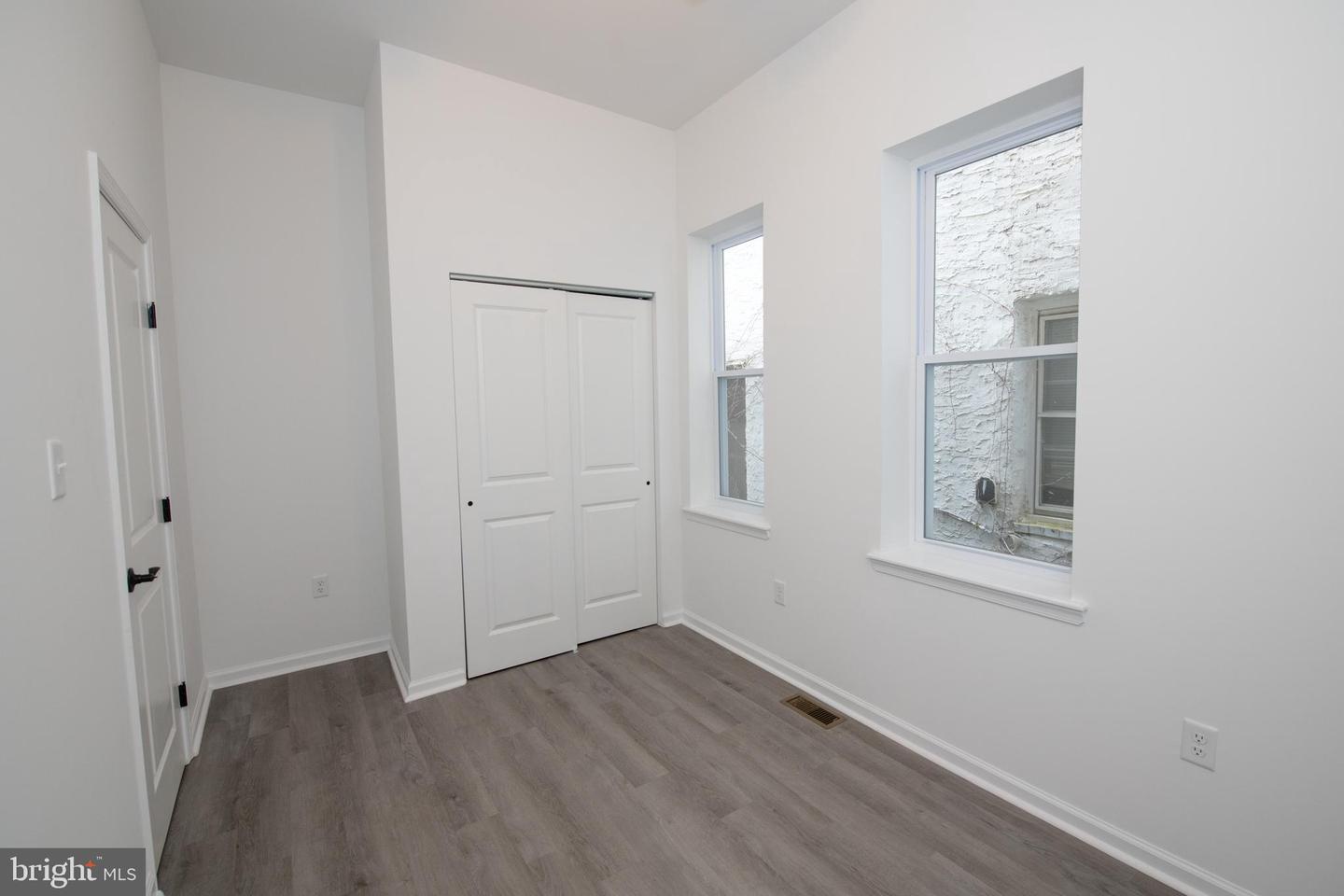 4205 W Girard Ave Property Photo 29