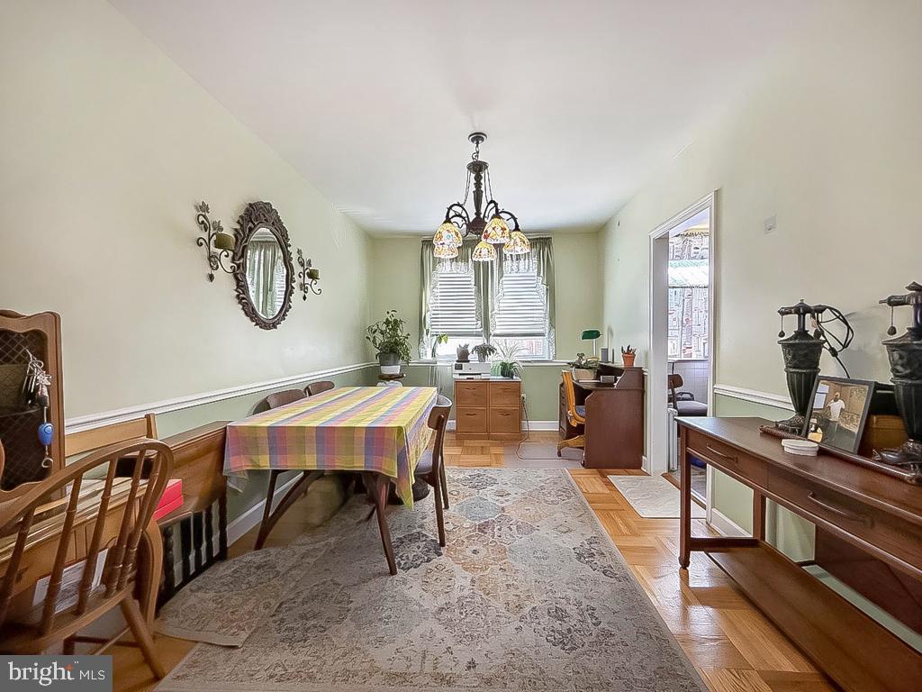 3527 Lansing St Property Photo 7