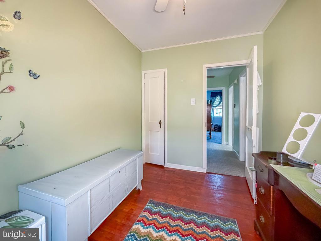 3527 Lansing St Property Photo 23