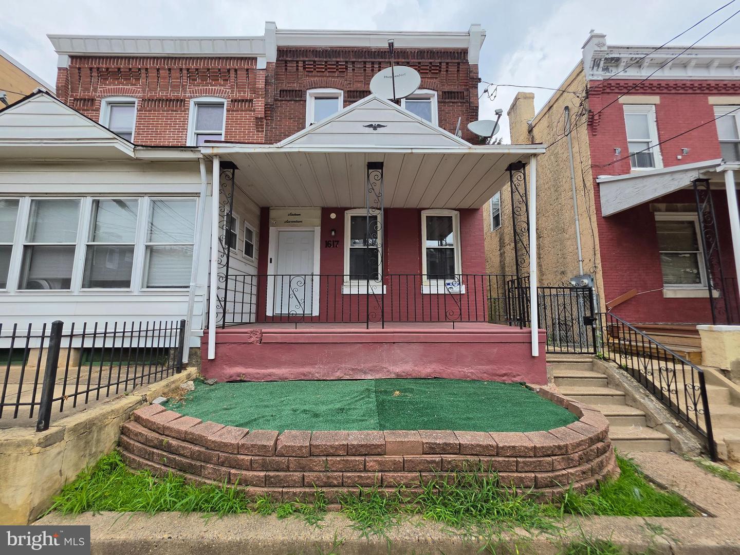 1617 WAKELING ST #1 Property Photo 1