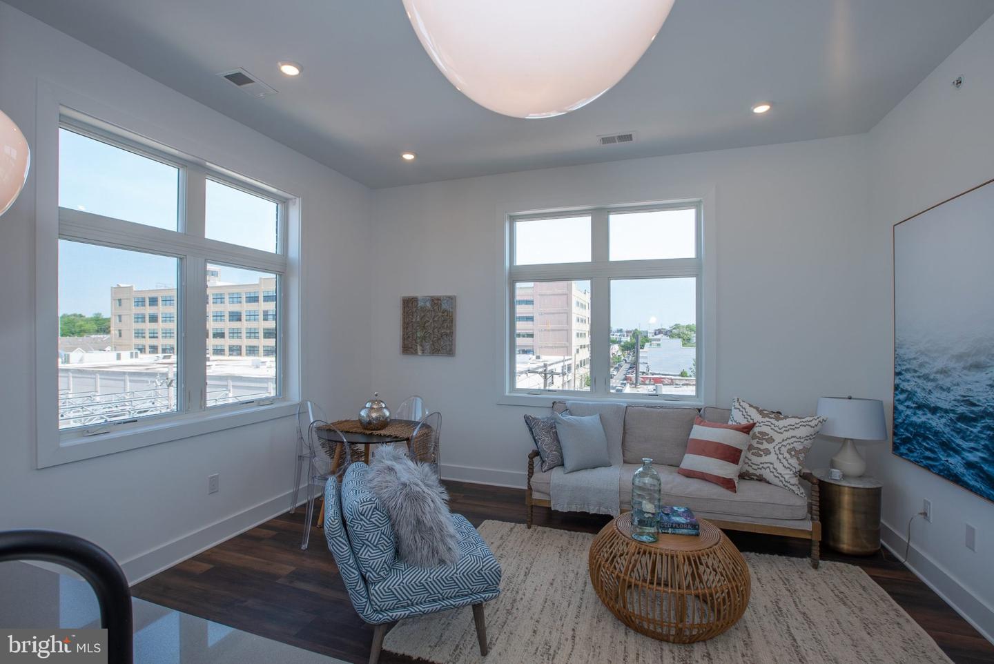 2940 W Thompson St #unit 308 Property Photo 15