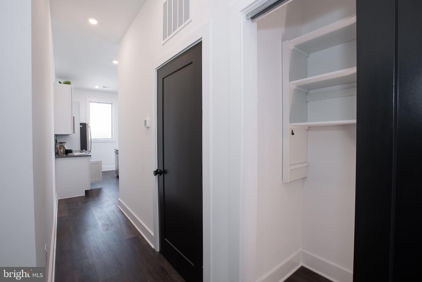 2940 W Thompson St #unit 308 Property Photo 17