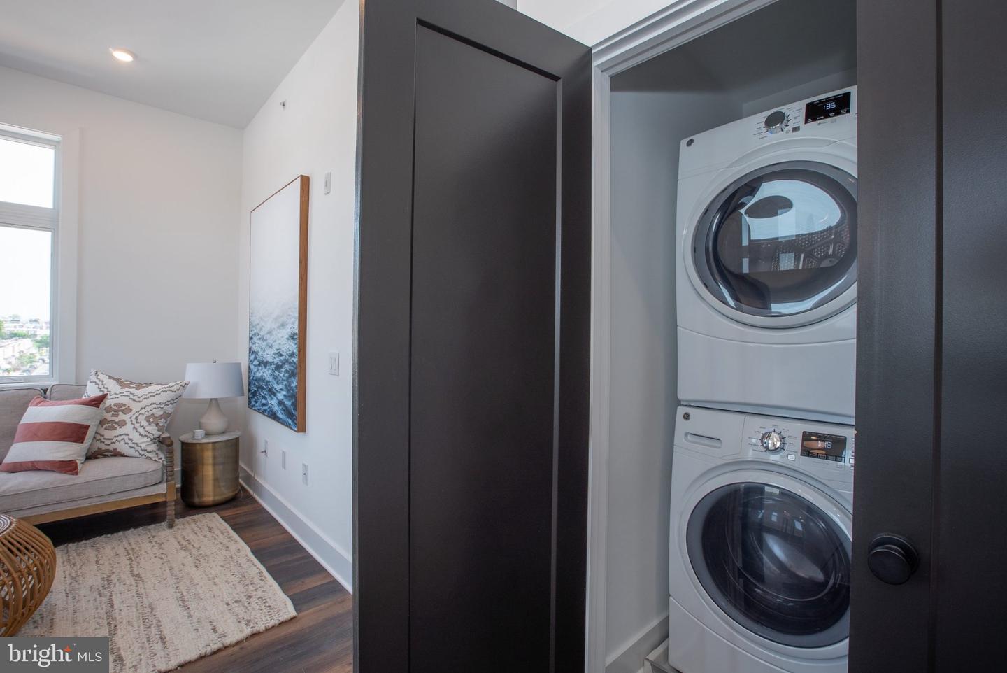 2940 W Thompson St #unit 308 Property Photo 19