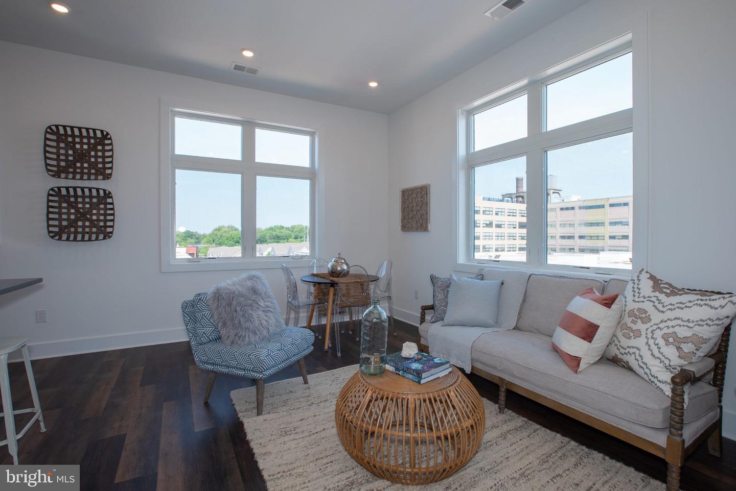 2940 W Thompson St #unit 308 Property Photo 20