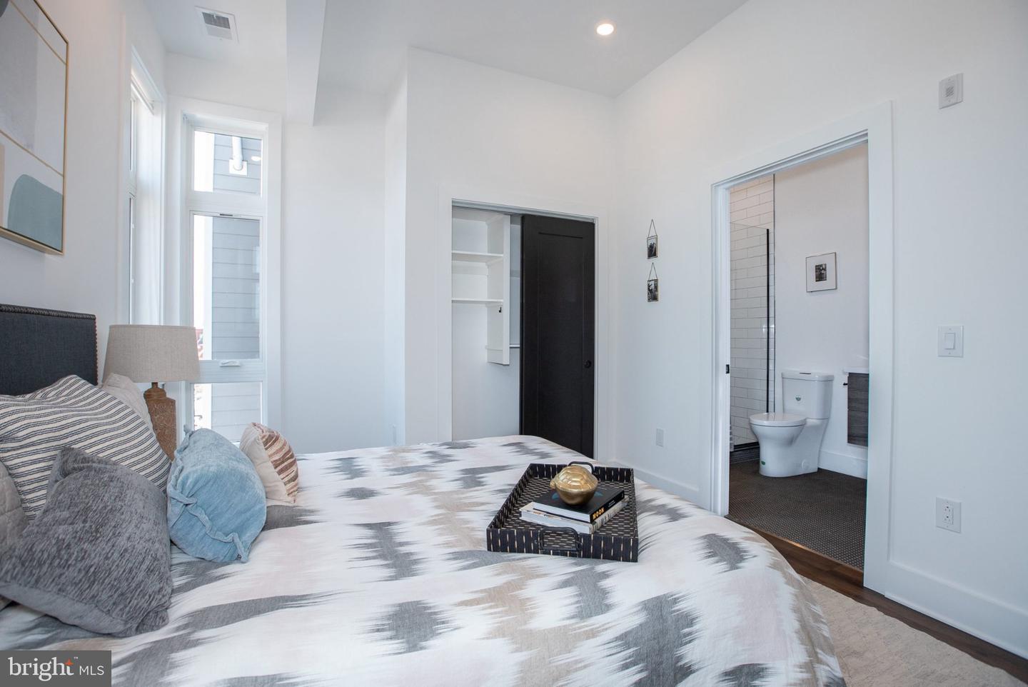 2940 W Thompson St #unit 308 Property Photo 37