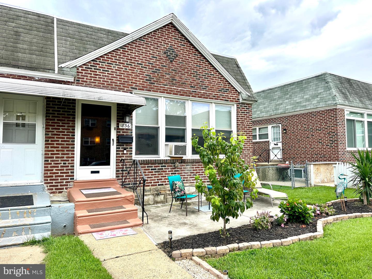 1836 Evarts St Property Photo 2