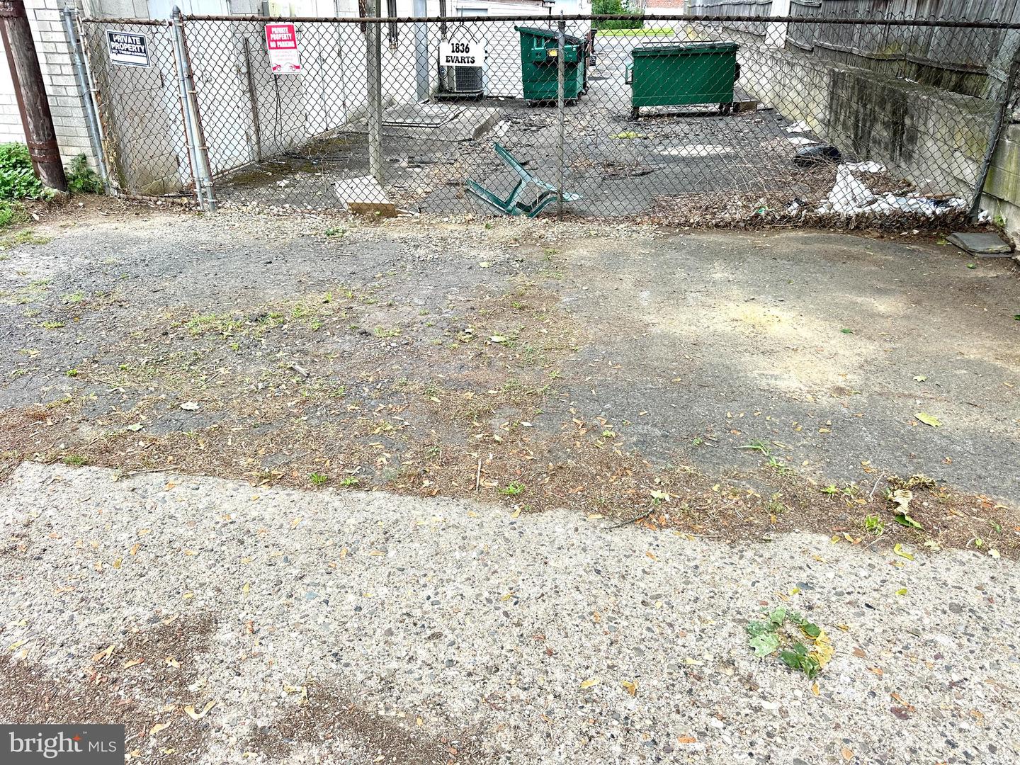 1836 Evarts St Property Photo 46