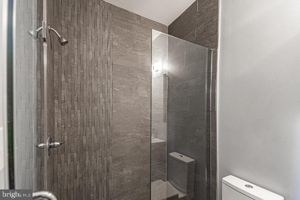 2012 W Girard Ave #unit 13b Property Photo 3