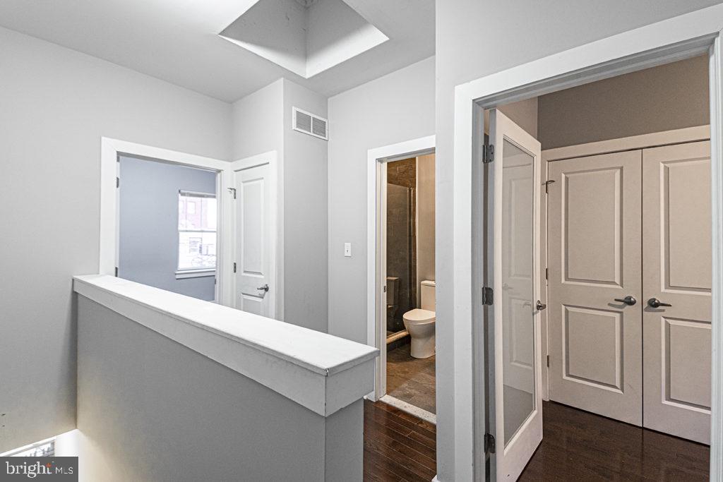 2012 W Girard Ave #unit 13b Property Photo 15