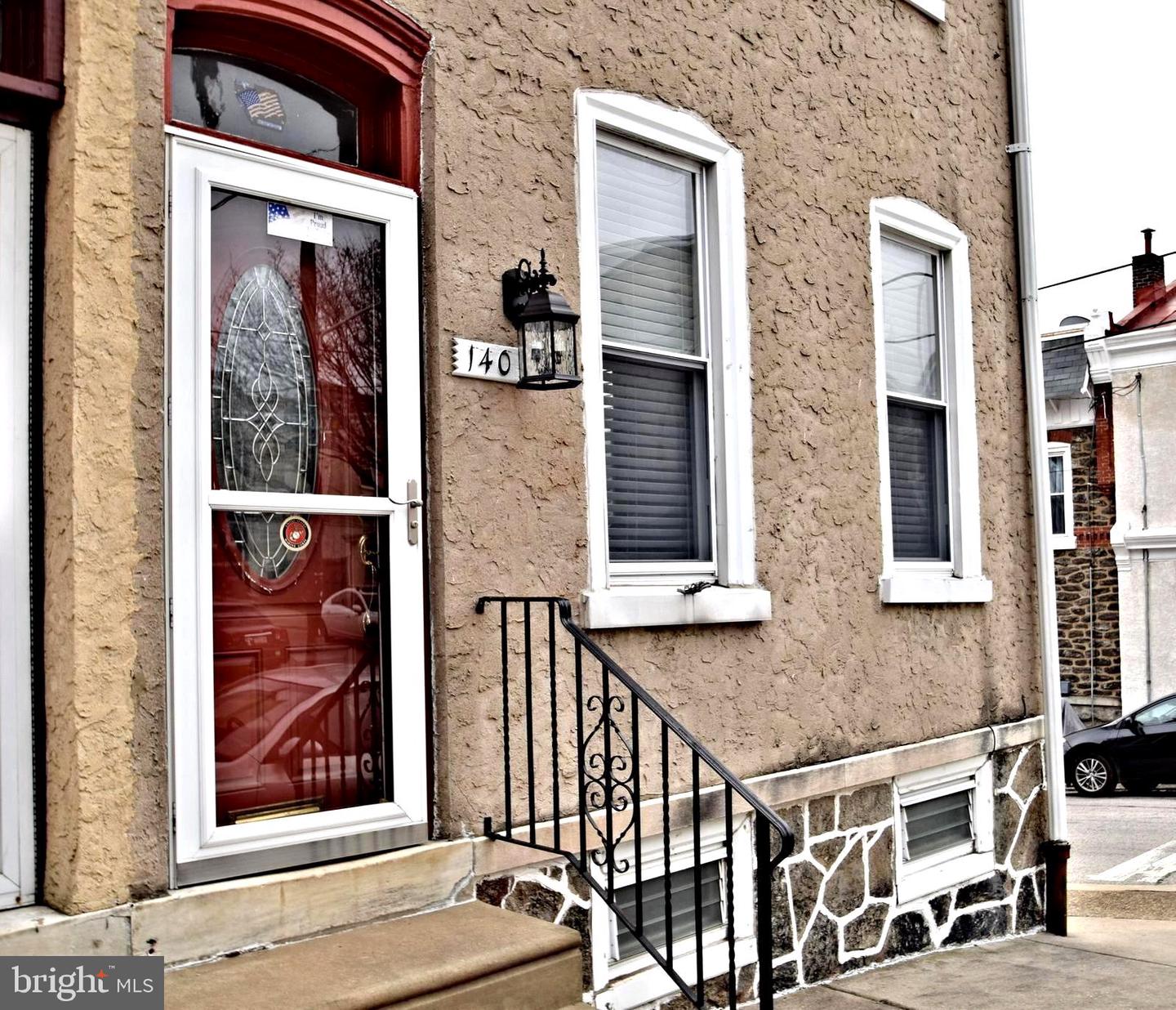 140 Kalos St Property Photo 1