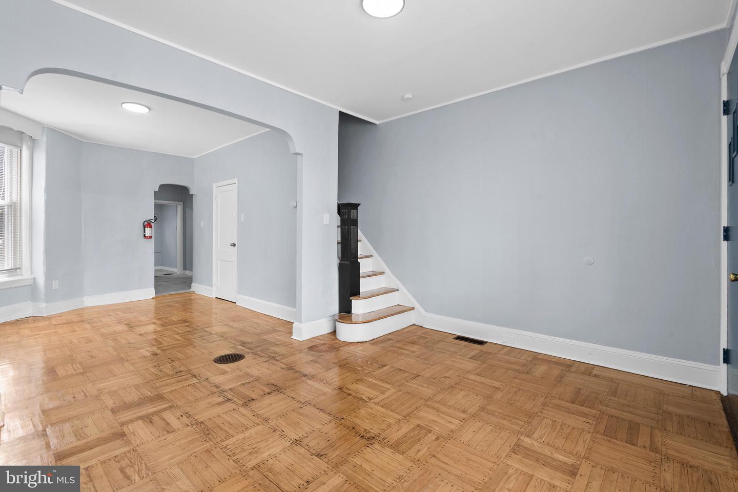 5948 Osage Ave Property Photo 6