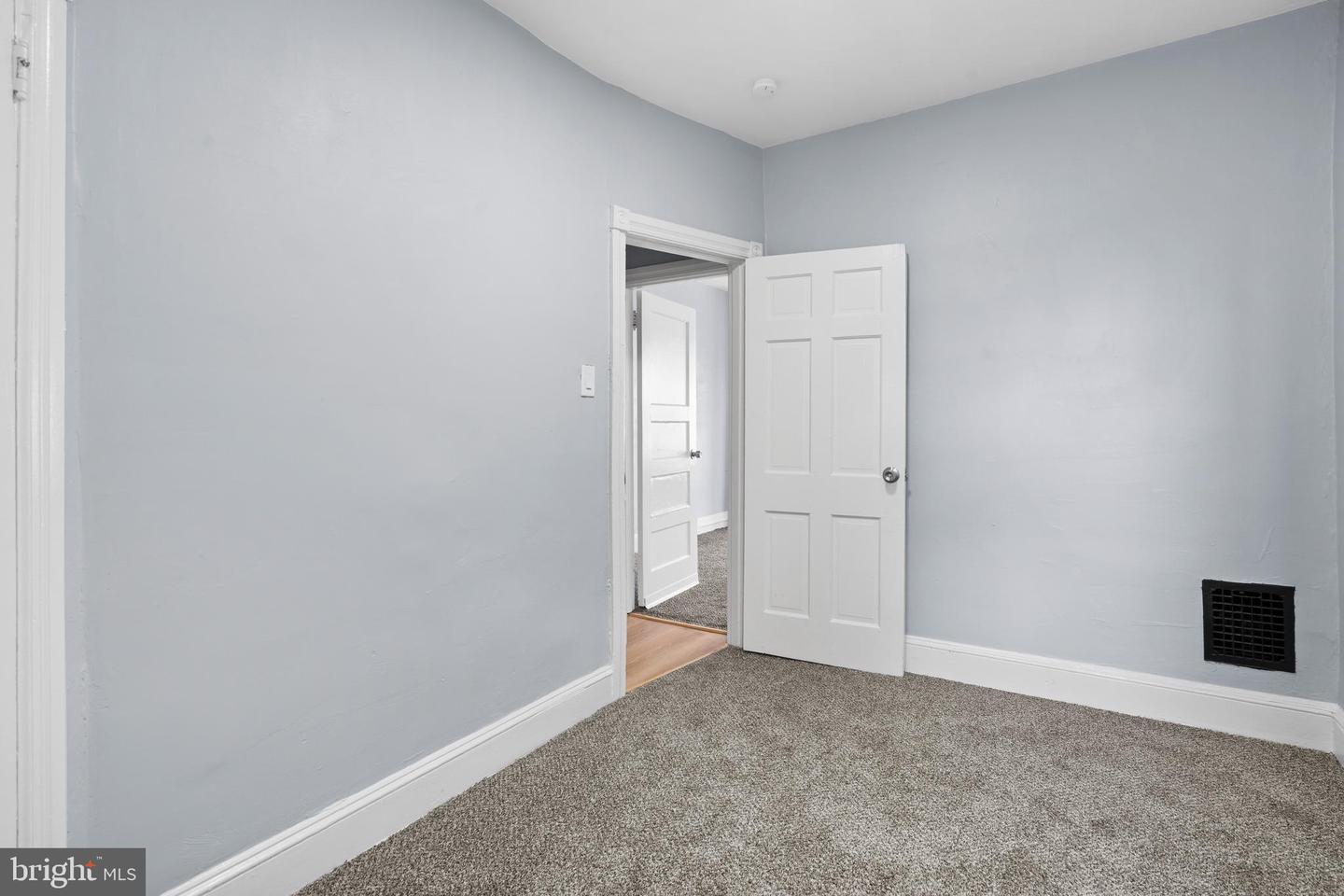 5948 Osage Ave Property Photo 17