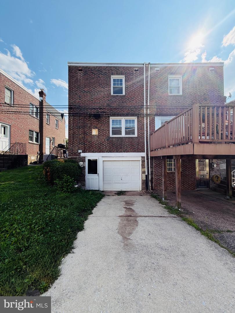 2219 Fuller St Property Photo 17