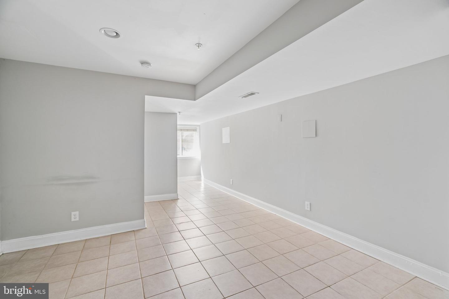 1456 E Columbia Ave Property Photo 12