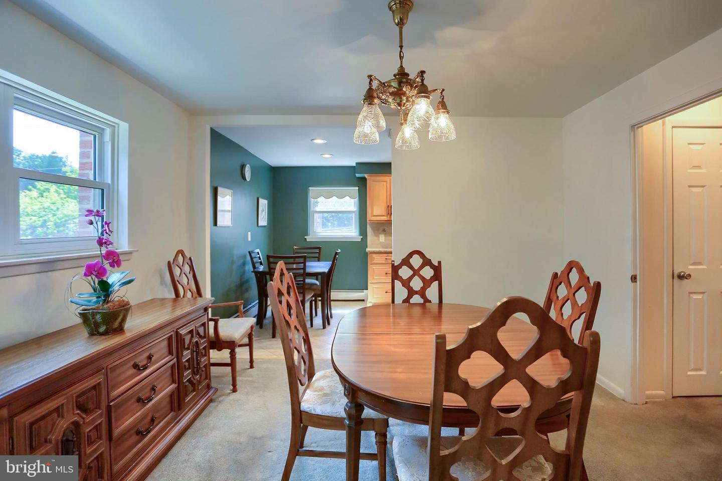 7321 Valley Ave Property Photo 5
