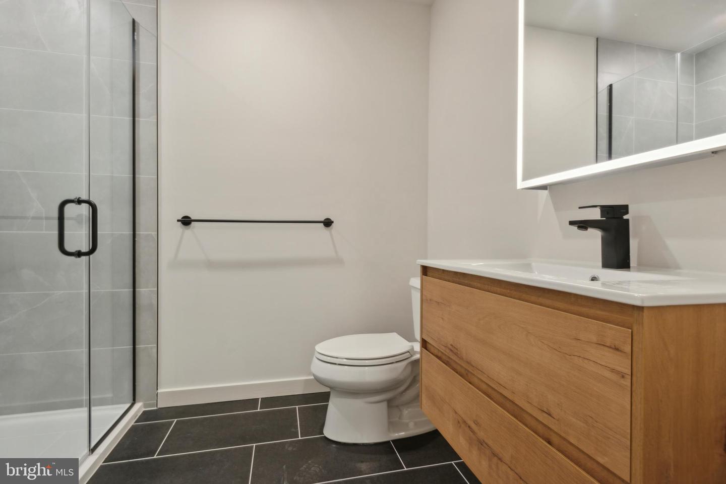 1775 N American St #301 Property Photo 10