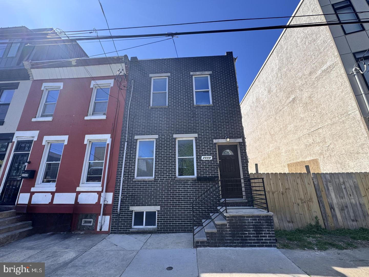 2050 REED ST Property Photo 1