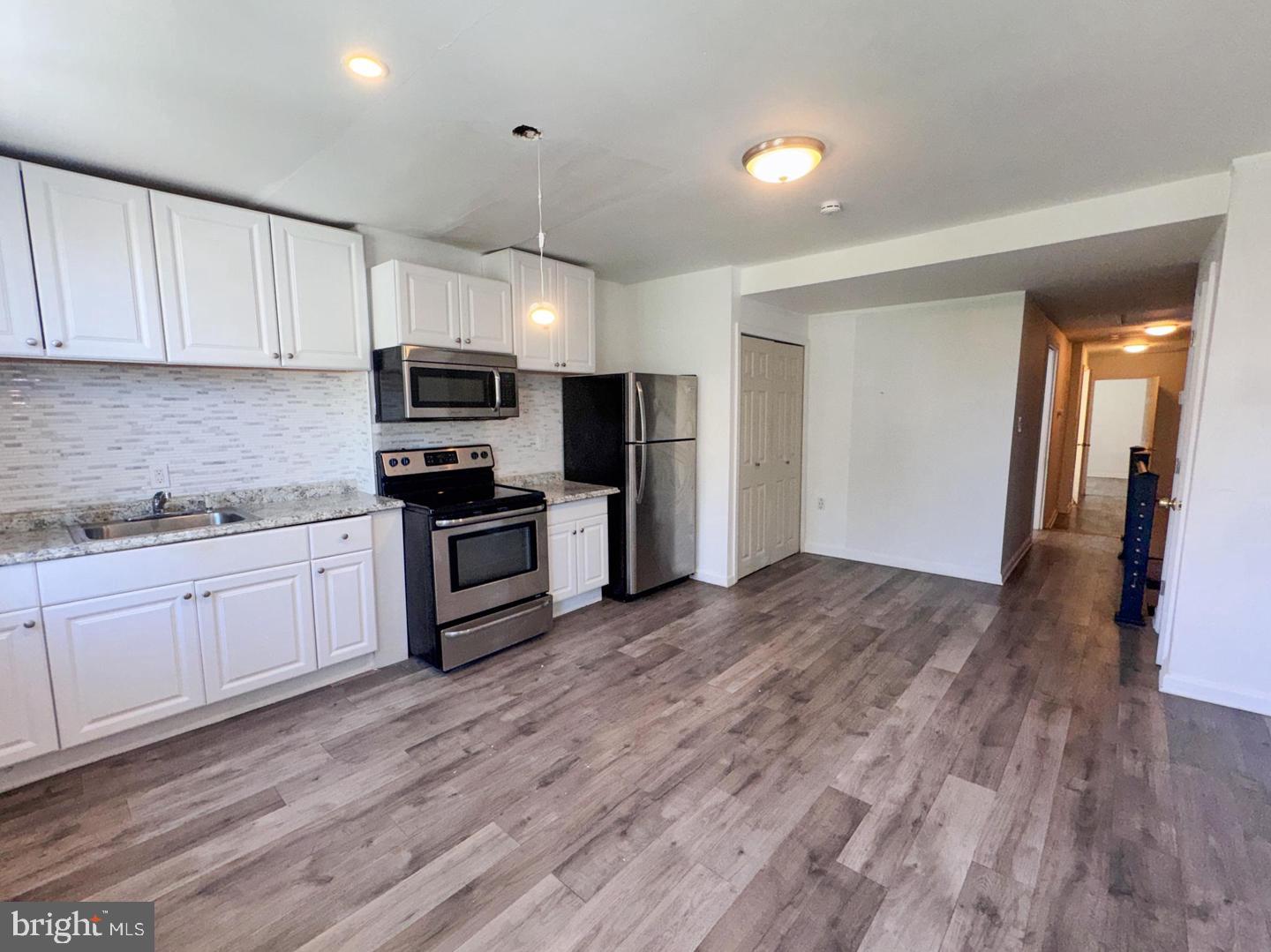 2050 Reed St Property Photo 18