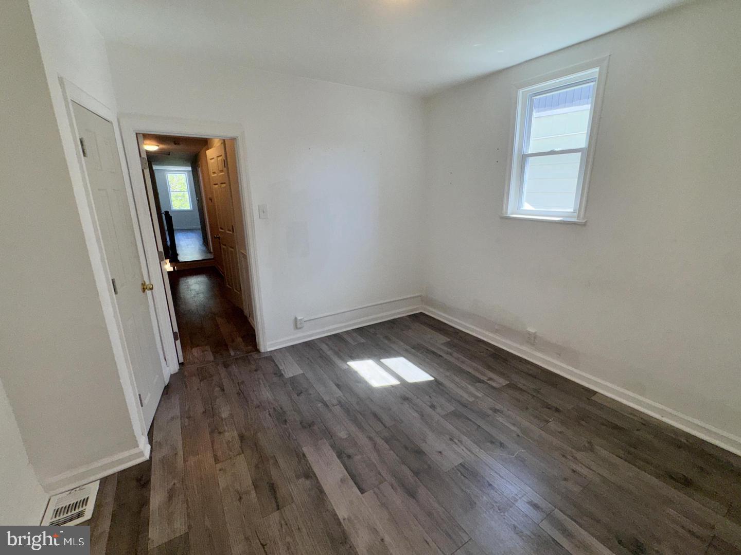 2050 Reed St Property Photo 23
