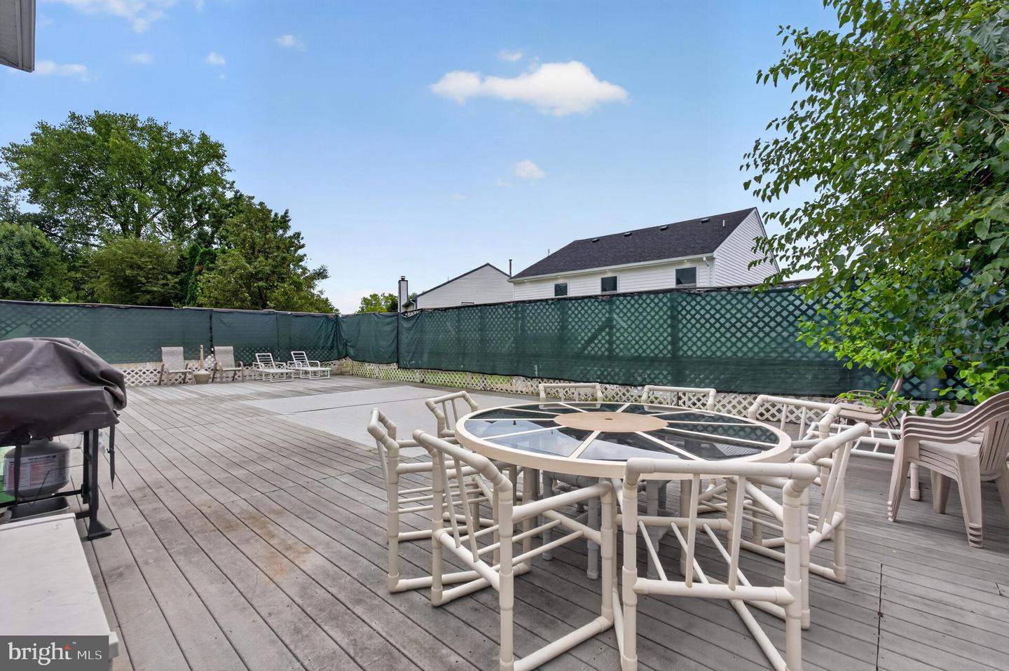 1251 Serota Pl Property Photo 32