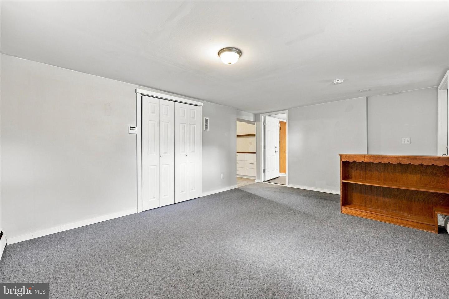 415 Parker Ave Property Photo 32