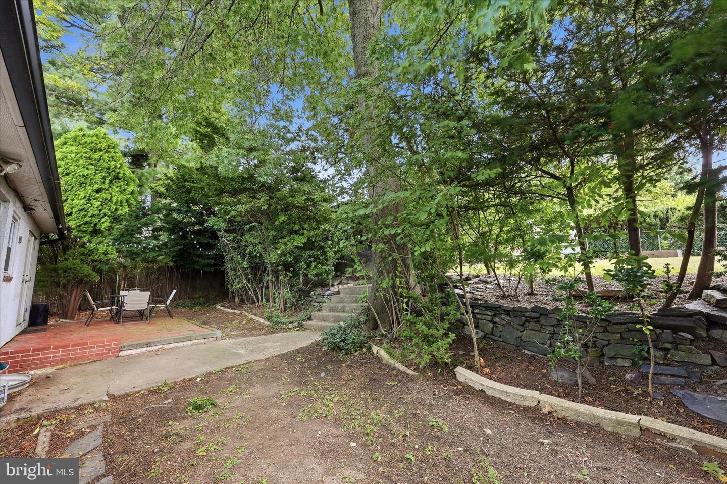 415 Parker Ave Property Photo 35
