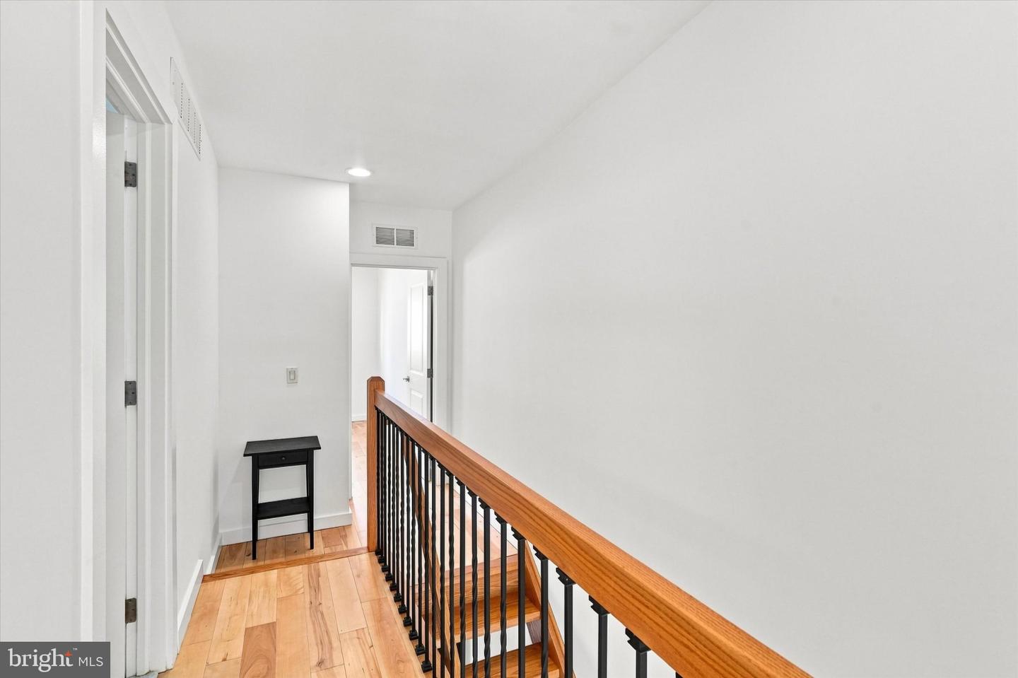 1232 N Hollywood St Property Photo 19